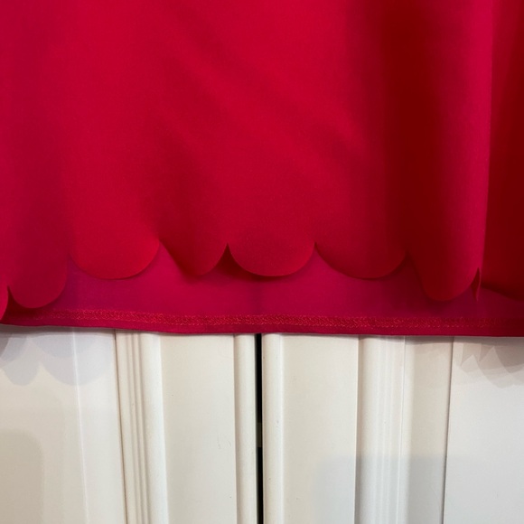 French Connection Size X-Small Fuchsia Short Sleeve Blouse Scalloped Sleeve Hem - Picture 5 of 9